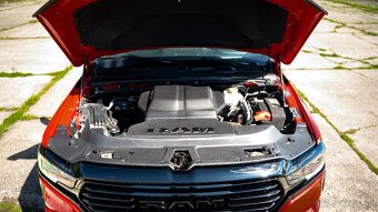 DODGE RAM 1500 5,7 HEMI 2022 GT 14 000 km - 10