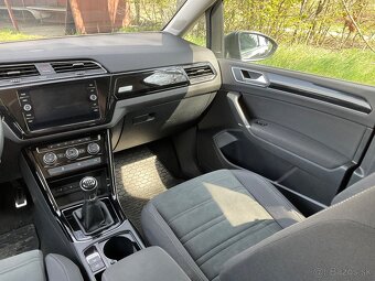 VW Touran 2.0 110 kW R line - 10
