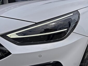 Hyundai i30CW 1.5 T-GDi mHEV 118kW AT7 STYLE - 10
