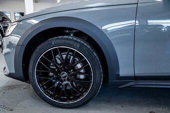 Audi A4 Allroad - 10