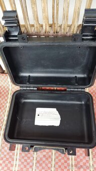 Malé drevené a plastové skrinky šperkovnica - 10