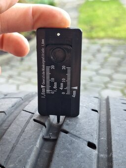 Sada 4ks pneu R18 – Hankook 225/40 + Tomason 255/35 - 10