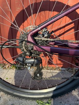 Predám horsky bicykel Cube Access WS 27,5 "S” - 10
