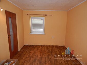SPEKTRUM REALITY - Na Predaj rodinný dom s pozemkom 1010 m2 - 10