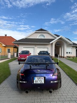 Nissan 350z - 10