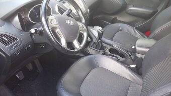 HYUNDAI ix 35 1.6 GDi MT 2013 - 10