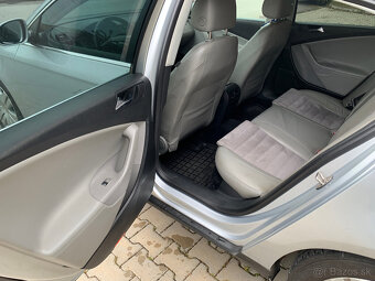 Predám VW Passat B6 2.0 TDI - 10