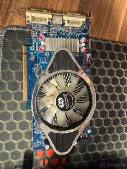 Msi 250gts,Msi 560gtx,Gigabyte 9600gt,Sapphire 4850 - 10