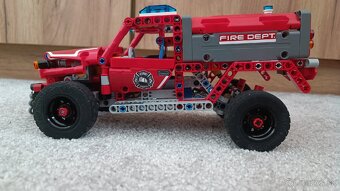 Lego technic - 42075 – First Responder - 10