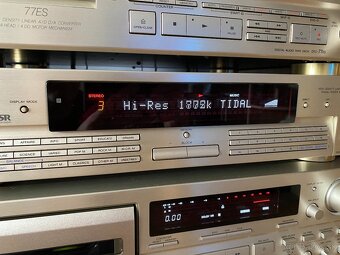 Sony DAR-1000ES - verze 2.1 CHAMPAGNE/BLACK - 10