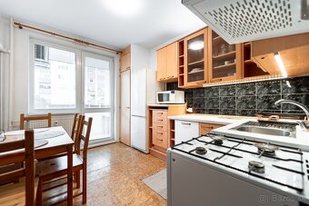 Na prenájom 4 izbový byt na ulici Bauerova na sídlisku KVP - 10