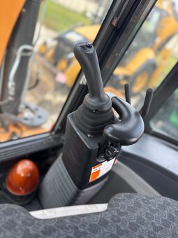 Case 695 / 2023 , 218 hodin traktor bager - 10