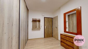 PINK Reality na prenájom priestranný 2-izbový byt na Okružne - 10