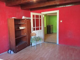 Starý vidiecky dom s veľkorysým pozemkom - 10