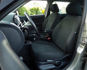 ŠKODA FABIA 1.2 12V ELEGANCE BENZIN- DIGIKLIMA-VYHREV-127tis - 10