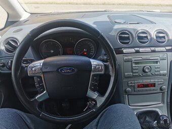Ford Galaxy 7 miest - 10