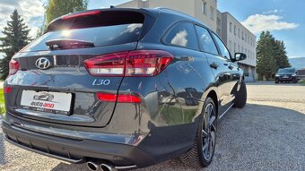 Hyundai i30 CW 1.5 T-GDi mHEV N Line DCT PANORAMA - 10
