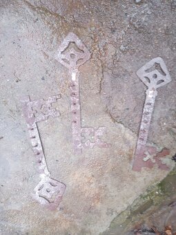 Smalt.nadoby.vesiaky - 10