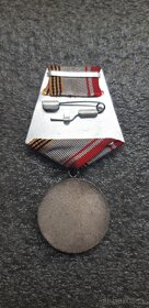 sovietske vyznamenania (odznaky) č.1. - 10