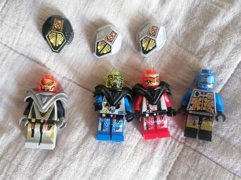 Lego 6975 Alien Avenger zo série Space: UFO z roku 1997 - 10