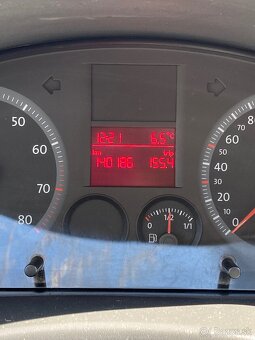 Predám vw caddy 1.4 benzin - 10