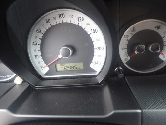KIA CEED 1,4 EX 2009 - 10
