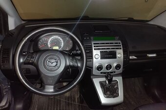 Mazda 5 diesel 2.0 bez hrdze, 7 miest, defektny motor - 10