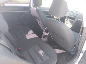 Škoda Octavia 1.6 TDI CR DPF Elegance - 10