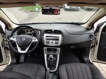 Lancia Delta 1.4 benzín - 10