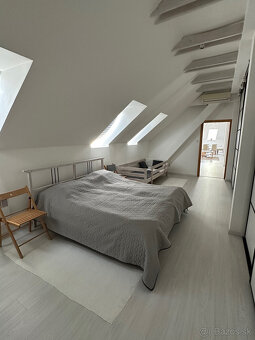 Predaj exkluzívneho 4-izbového mezonetu o výmere 197 m2 na D - 10