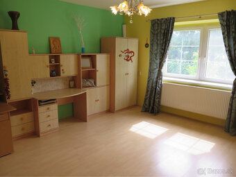 zrekonštruovaný praktický 4–IZBOVÝ RODINNÝ DOM v Lužiankach - 10