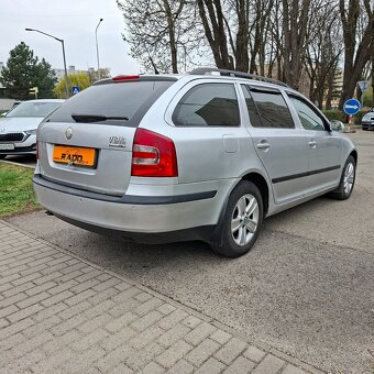 Škoda Octavia Combi 1.9 TDI Elegance 77 KW diesel - 10