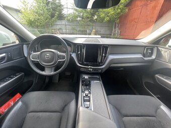 Volvo XC60 B4(D) MOMENTUM PRO AWD AT8 - 10
