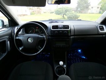 Škoda Fabia II Combi Elegance 1,4 16V - 10