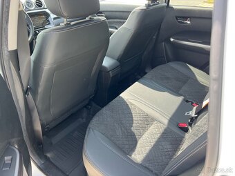 Suzuki Vitara 1.4 BoosterJet Elegance+ A/T 2WD 103kw TAŽNÉ / - 10