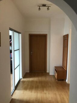 2izb S BALKONOM CENTRUM PRI RADNICI STARÉHO MESTA - 10