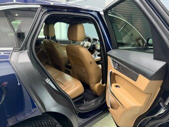 JAGUAR F-PACE 2.0 D 132 kW AWD AUTOMAT | ROK 2021 - 10