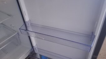 Predám zanovnú chladničku Zn. Beko - 10