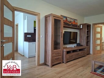 Ponúkam na predaj veľmi pekný,útulný 2izb. byt v Tr.Teplej - 10