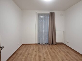 PRENÁJOM - Nový 4-izbový byt v tichom prostredí - Nitra, Cen - 10