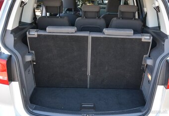 Volkswagen Touran 1.60 TDI , 1. majiteľ, Sr. voz, automat, 7 - 10