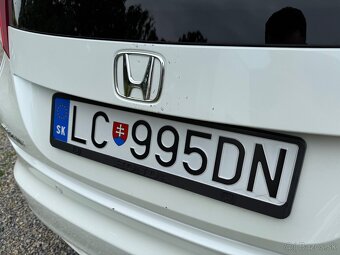 Predám Honda Civic 1.8 i-VTEC Executive 2013, 104 kW - 10