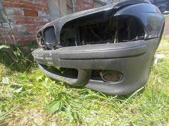 Rozpredám BMW E39 530d 142kw automat r.v 2002 - 10