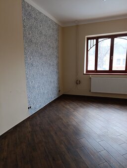 Na predaj 7-izbový 5-bytový dom - 10