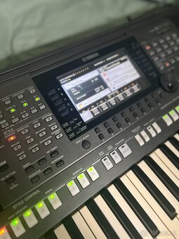 Keyboard psr S770 - 10