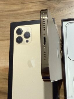 Predám Apple iPhone 13 PRO MAX 256GB Gold Stav Nového - 10