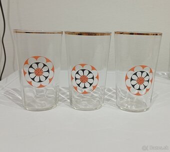 Staré poháre a hrnčeky - 10