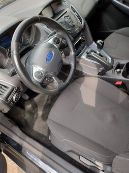 Ford FOCUS - 10