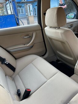 BMW E90 320i (2005) - 10
