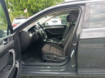 Volkswagen Passat, 110kw,APP,NAVI,r.2017,automat - 10